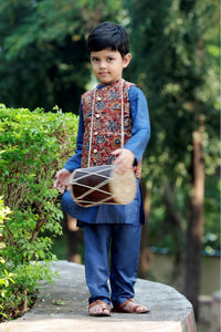 Yuvraj Silk Kurta Bandi Set